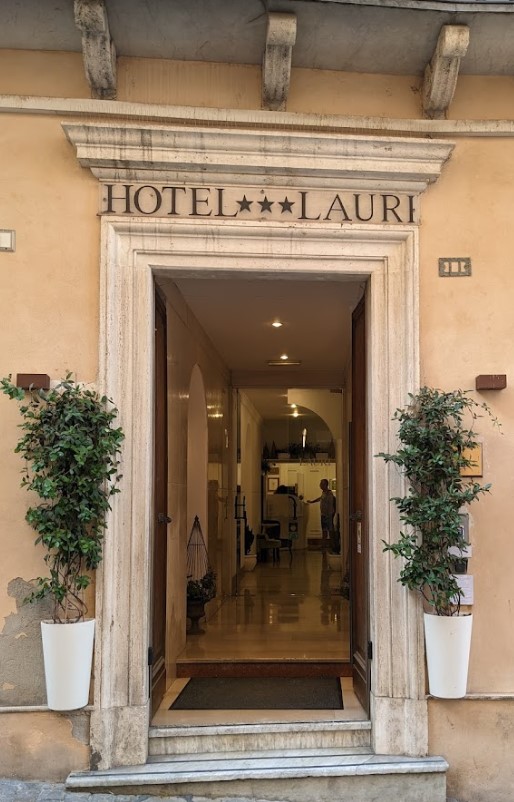 Hotel Lauri